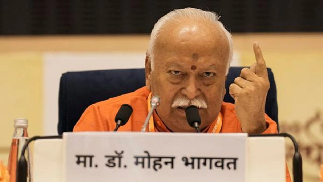 RSS प्रमुख मोहन भागवत आएंगे छत्तीसगढ़, स्मारिका का करेंगे विमोचन